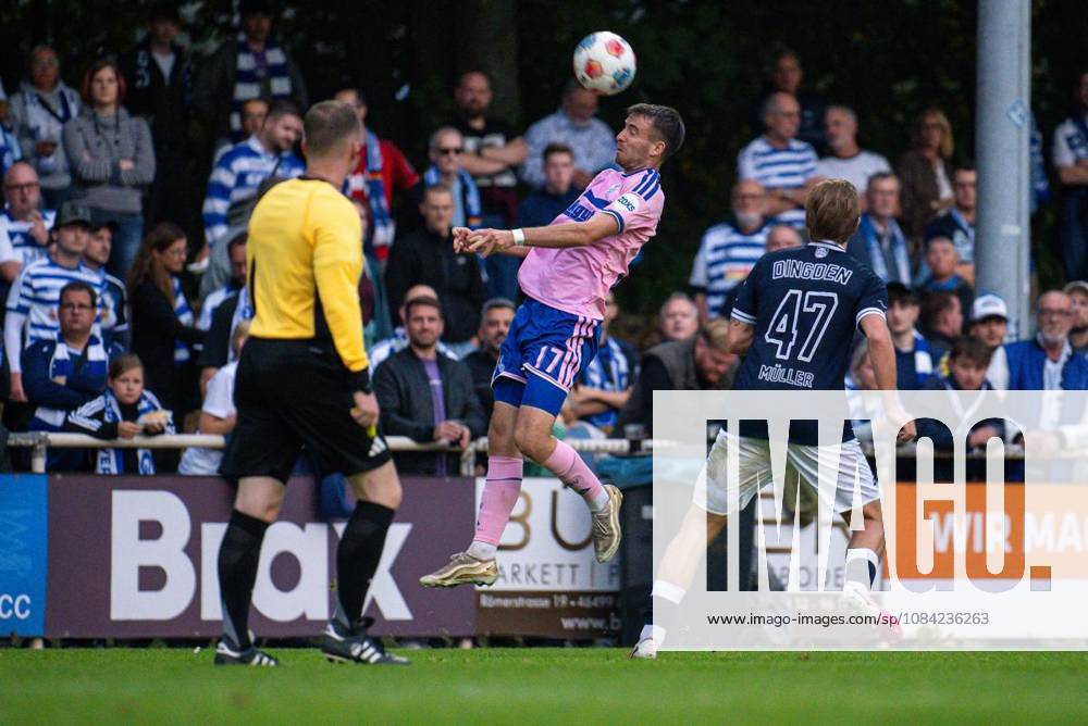 Lower Rhine Cup: SV Blau Weiß Dingden vs. MSV Duisburg ** FOR ** **Soccer Lower Rhine Cup: SV Blau Weiß Dingden vs. MSV Duisburg on October 7, 2026, at the Höingsweg sports field in Hamminkeln. Max Besuschkow, Duisburg. Copyright JakobxKlos