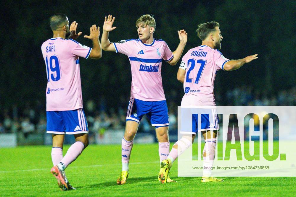 Lower Rhine Cup: SV Blau Weiß Dingden vs. MSV Duisburg ** FOR ** **Soccer Lower Rhine Cup: SV Blau Weiß Dingden vs. MSV Duisburg on October 7, 2026, at the Höingsweg sports field in Hamminkeln. Celebration of the 1–2 goal by Can Coskun (Duisburg). Copyright JakobxKlos