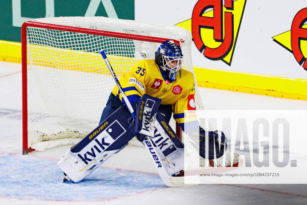 COLOGNE, GERMANY - 7 OCTOBER 2026: Image shows Janis Fecers (Herning Blue Fox, 35) during Champions Hockey League 2026 27 League Phase, Matchday 5: Kölner Haie vs Herning Blue Fox at LANXESS arena on 7 10 2026 in Cologne, Germany. Germany