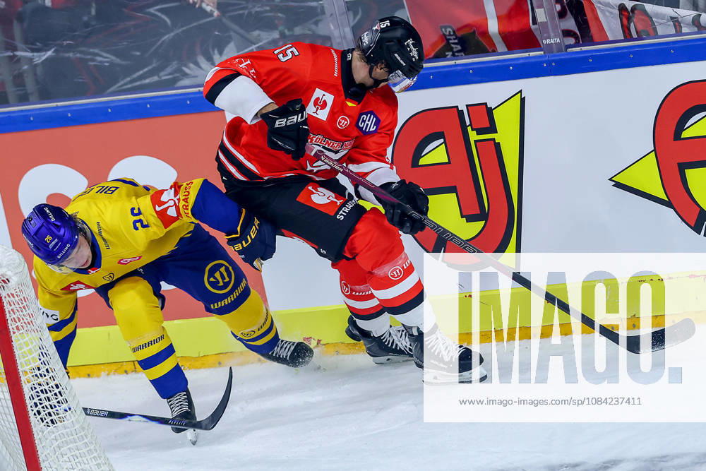 Ice Hockey, CHL, Kölner Haie vs. Blue Fox Herning, Champions Hockey League 2026–27, Matchday 5, 2026–27 Season, Lanxess Arena, Cologne; Louis Marc Aubry of the Kölner Haie battles Valdemar Bilgrav of Blue Fox Herning; 26, North Rhine-Westphalia, Germany
