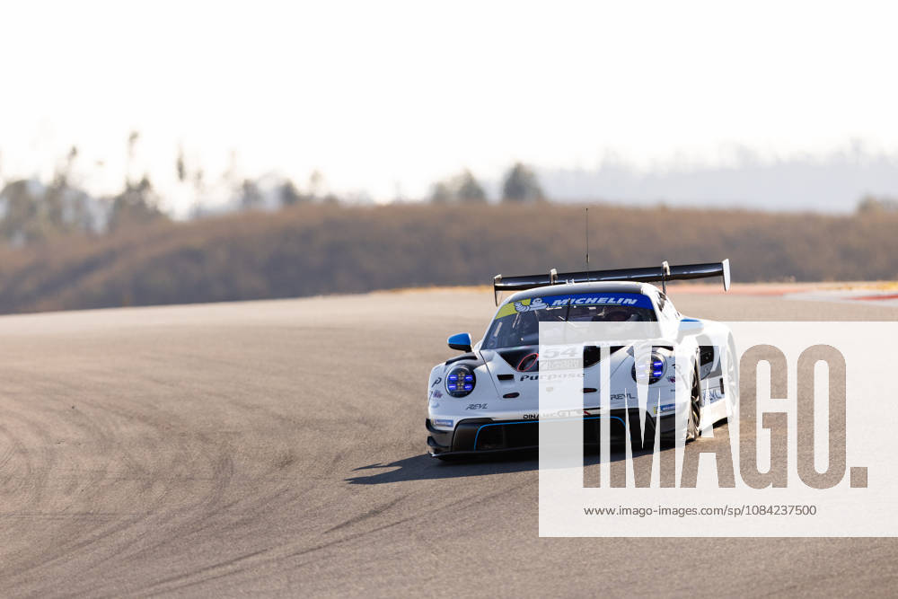 AUTO - MLC 2026 - PORTIMAO 54 KRAHN Reinhold (can), CRESSONI Matteo (ita), Dinamic GT, Porsche 911 GT3 (992) Evo, GT3, action during the 6th round of the 2026 Michelin Le Mans Cup on the Autodromo Internacional do Algarve from October 8 to 10, 2026 in Portimao, Portugal -