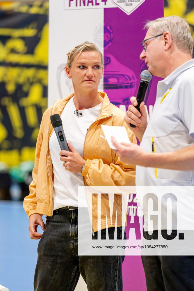 Dortmund, October 7, 2026, Handball, Women s, Alsco Women s Handball Bundesliga, Matchday 5, BVB Borussia Dortmund vs. Buxtehuder SV, Alexandra Popp speaking ahead of the quarterfinal draw for the DHB Women s Cup, Dortmund Sporthalle Wellinghofen, North Rhine-Westphalia, Germany