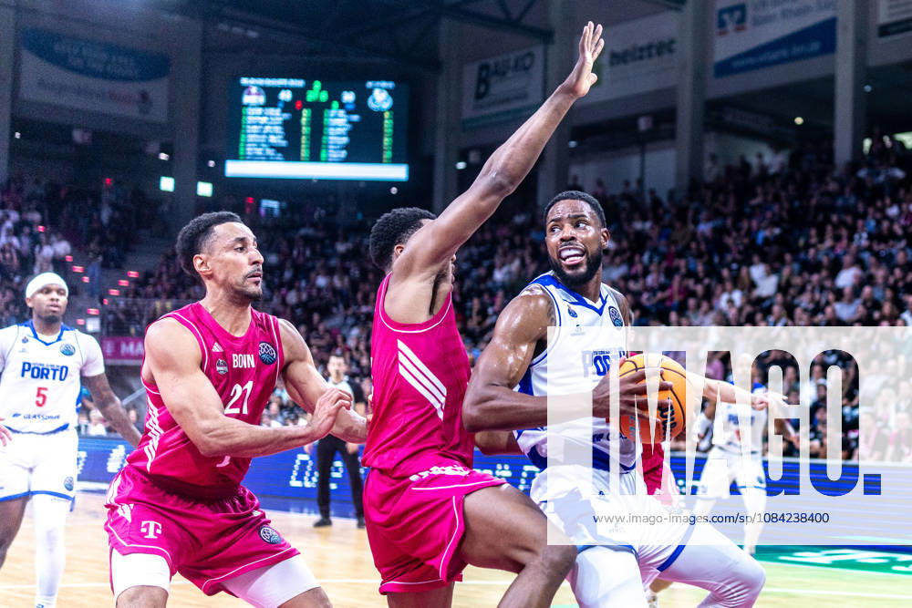 Xeyrius Williams, FC Porto, 20 vs. Joel Aminu, Telekom Baskets Bonn, 21; Telekom Baskets Bonn vs. FC Porto, Basketball, Basketball Champions League, Matchday 1, 2026–2027, October 7, 2026 Telekom Baskets Bonn vs. FC Porto, Basketball, Basketball Champions League, Matchday 1, 2026–2027, October 7, 2026 Bonn