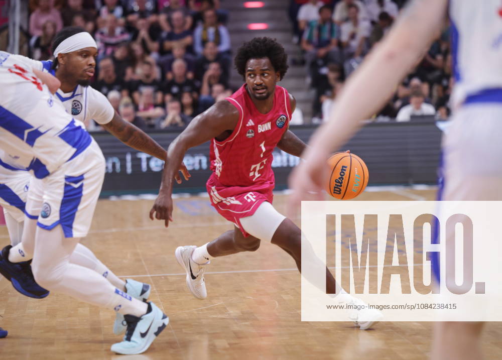 John Michael Wright, Telekom Baskets Bonn vs. FC Porto, Basketball Champions League (BCL), Photo by Jörn Wolter