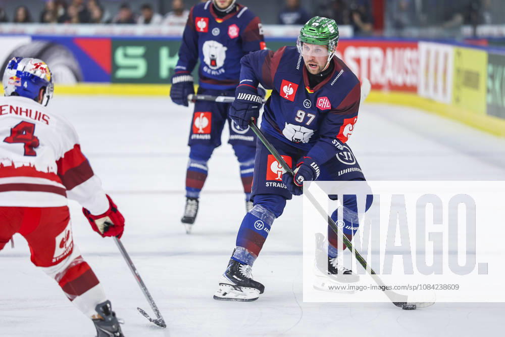 Ice hockey, Eishockey - CHL, EC RBS vs Berlin SALZBURG,AUSTRIA,07.OCT.26 - ICE HOCKEY - CHL, Champions Hockey League, group stage, EC Red Bull Salzburg vs Eisbaeren Berlin. Image shows Gabriel Fontaine (Berlin). GEPAxpictures Geieregger