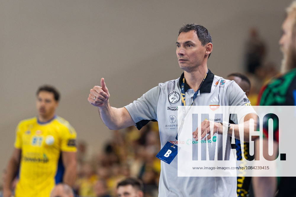 Krzysztof Lijewski during the EHF Champions League Group F match between Industria Kielce nad SC Magdeburg at Hala Legionow on October 2, 2026 in Kielce, Poland --- Pilka reczna. EHF Liga Mistrzow. Industria Kielce - SC Magdeburg. (Photo by Igor Jakubowski Arena Akcji) NEWSPIX.PL --- newspix.pl