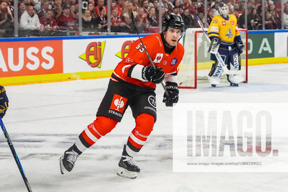 Ice Hockey CHL, Matchday 5: Kölner Haie vs. Herning Blue Fox on October 7, 2026, at the Lanxess Arena in Cologne. Patrick Russell of Cologne scored twice in the first two periods.