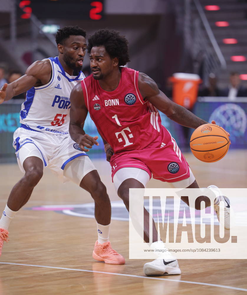 John Michael Wright, Telekom Baskets Bonn vs. FC Porto, Basketball Champions League (BCL), Photo by Jörn Wolter