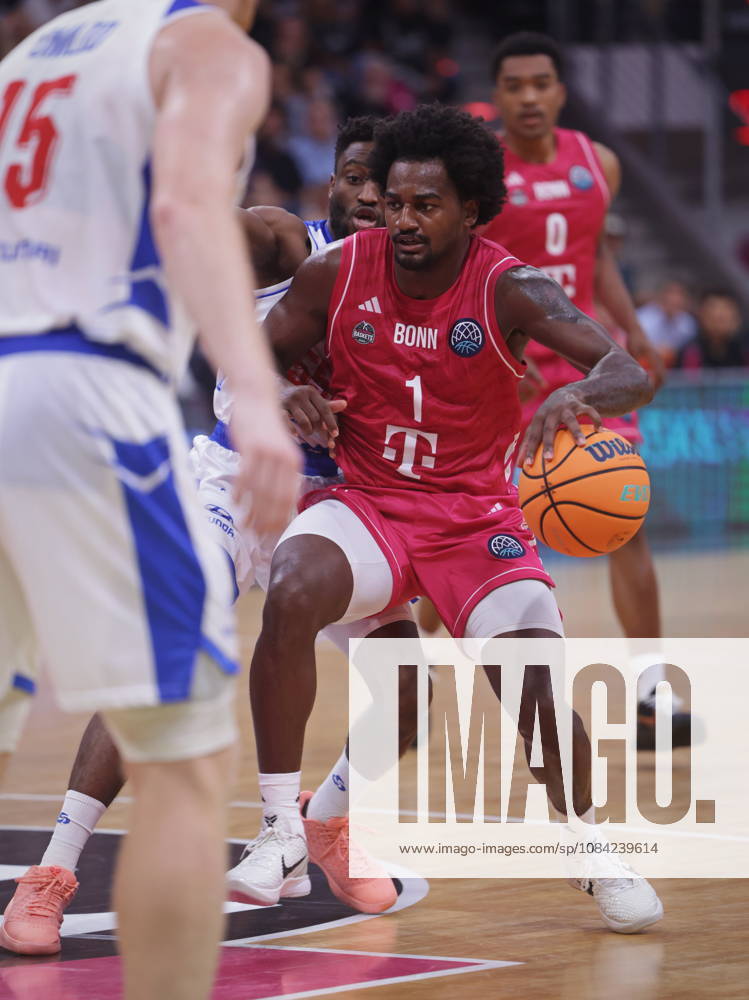 John Michael Wright, Telekom Baskets Bonn vs. FC Porto, Basketball Champions League (BCL), Photo by Jörn Wolter