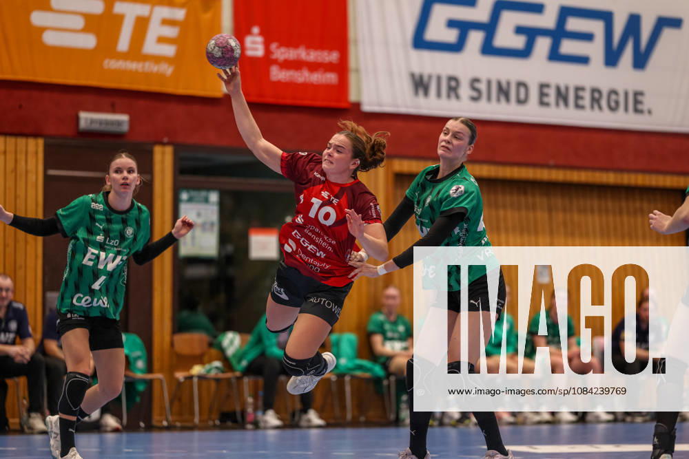 GER, Bensheim, HSG Bensheim Flames vs. Vfl Oldenburg, Alsco Women s Handball Bundesliga, Handball, DHB, 2026–2027 Season, Weststadthalle Bensheim, Matchday 5 in pictures (from left): Ida Hoberg Rasmussen, Bensheim Flames Women’s Team 10. DFB and DFL regulations prohibit any use of photographs as image sequences and or quasi-video