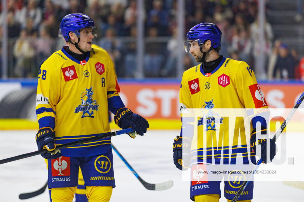 COLOGNE, GERMANY - 7 OCTOBER 2026: Image shows Emil Kristensen (Herning Blue Fox, 28) and Kevin ONeil (Herning Blue Fox, 17) during Champions Hockey League 2026 27 League Phase, Matchday 5: Kölner Haie vs Herning Blue Fox at LANXESS arena on 7 10 2026 in Cologne, Germany. Germany
