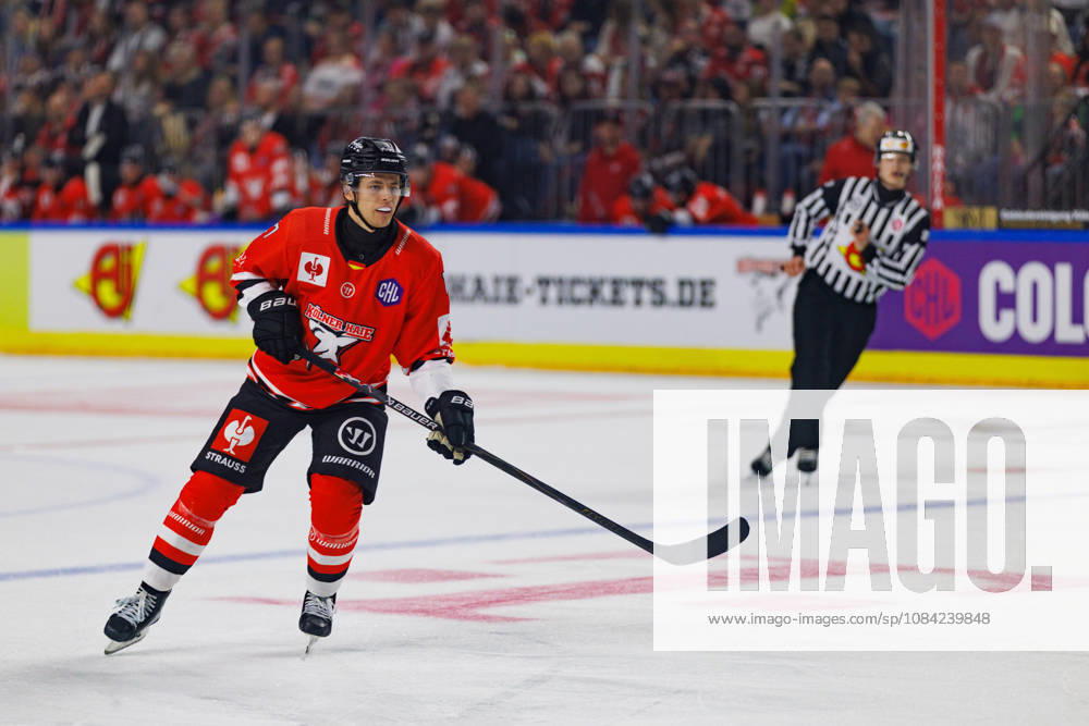COLOGNE, GERMANY - 7 OCTOBER 2026: Image shows Jan Luca Sennhenn (Kölner Haie, 17) during Champions Hockey League 2026 27 League Phase, Matchday 5: Kölner Haie vs Herning Blue Fox at LANXESS arena on 7 10 2026 in Cologne, Germany. Germany