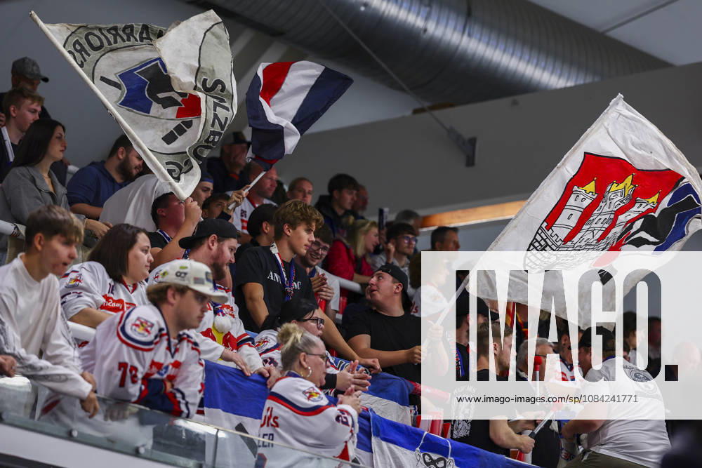 Ice hockey, Eishockey - CHL, EC RBS vs Berlin SALZBURG,AUSTRIA,07.OCT.26 - ICE HOCKEY - CHL, Champions Hockey League, group stage, EC Red Bull Salzburg vs Eisbaeren Berlin. Image shows supporters of RBS. GEPAxpictures Geieregger
