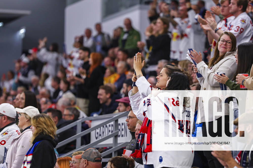 Ice hockey, Eishockey - CHL, EC RBS vs Berlin SALZBURG,AUSTRIA,07.OCT.26 - ICE HOCKEY - CHL, Champions Hockey League, group stage, EC Red Bull Salzburg vs Eisbaeren Berlin. Image shows supporters of RBS. GEPAxpictures Geieregger