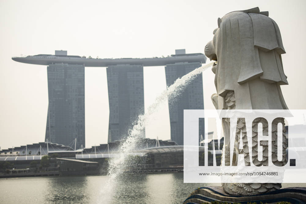 F1 - SINGAPORE GRAND PRIX 2026 Merlion, the official mascot of Singapore, ambiance during the 2026 Formula 1 Singapore Grand Prix, 17th round of the 2026 Formula One World Championship, WM, Weltmeisterschaft from October 9 to 11, 2026 on the Marina Bay Street Circuit, in Singapore, Singapore - SingaporeSingapore