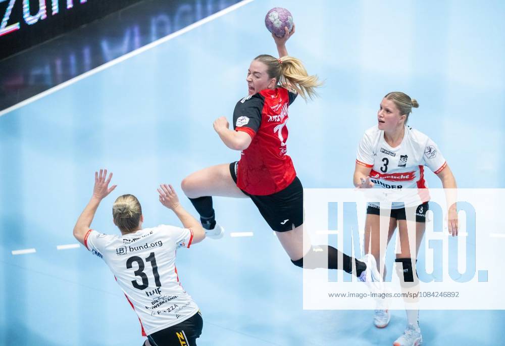 WOMEN S HANDBALL 2026–2027 5TH BUNDESLIGA 1ST MATCHDAY THC HSG BLOMBERG LIPPE ** ** **07 10 2026 Bad Langensalza Women’s Handball 1st Bundesliga Women’s Season 2026–2027 Salzhalle Matchday 5 Thüringer HC HSG Blomberg Lippe in the photo: Levke Kretschmann 17 Thüringer HC Germany Thuringia Bad Langensalza Copyright SaschaxFromm