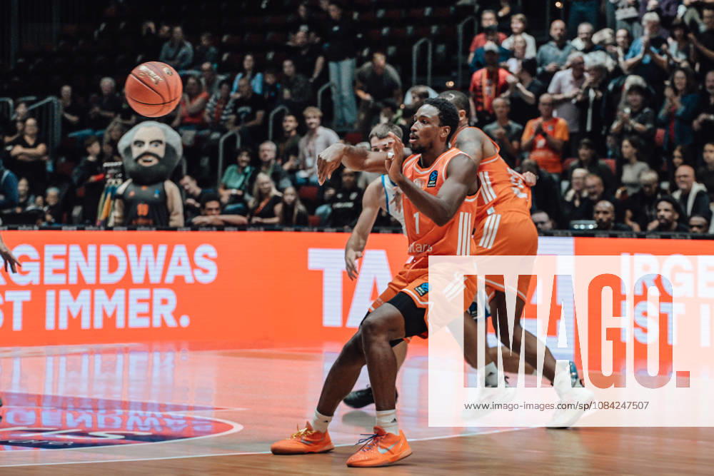 Game Day 2 of the Basketball Eurocup: Niners Chemnitz vs. Klaipedos Neptunas, October 7, 2026, starting at 7:00 p.m., Chemnitz, Chemnitz Arena. In Photo 01: Phlandrous Fleming Jr. Matchday 2 of the Basketball Eurocup: Niners Chemnitz vs. Klaipedos Neptunas, Chemnitz, Saxony, Germany