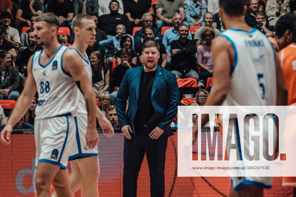 Game Day 2 of the Basketball Eurocup: Niners Chemnitz vs. Klaipedos Neptunas, October 7, 2026, starting at 7:00 p.m., Chemnitz, Chemnitz Arena. Pictured: Head Coach Gediminas Petrauskas. Eurocup Basketball Matchday 2: Niners Chemnitz vs. Klaipedos Neptunas. Chemnitz, Saxony, Germany