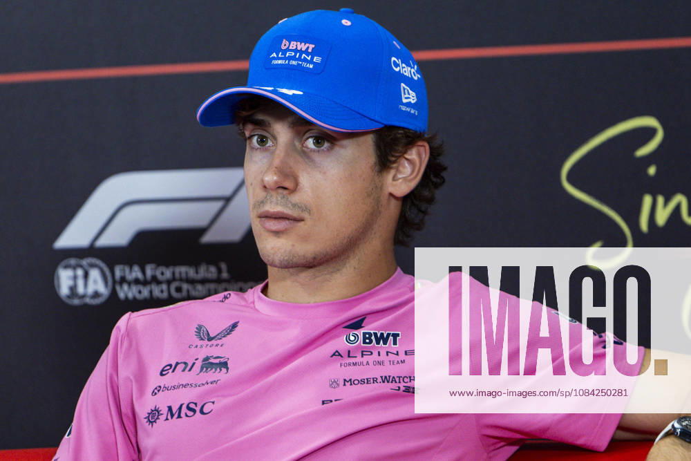 F1 - SINGAPORE GRAND PRIX 2026 COLAPINTO Franco (arg), Alpine F1 Team A526, portrait, pre-event press conference, PK, Pressekonferenz during the 2026 Formula 1 Singapore Grand Prix, 17th round of the 2026 Formula One World Championship, WM, Weltmeisterschaft from October 9 to 11, 2026 on the Marina Bay Street Circuit, in Singapore, Singapore - SingaporeSingapore
