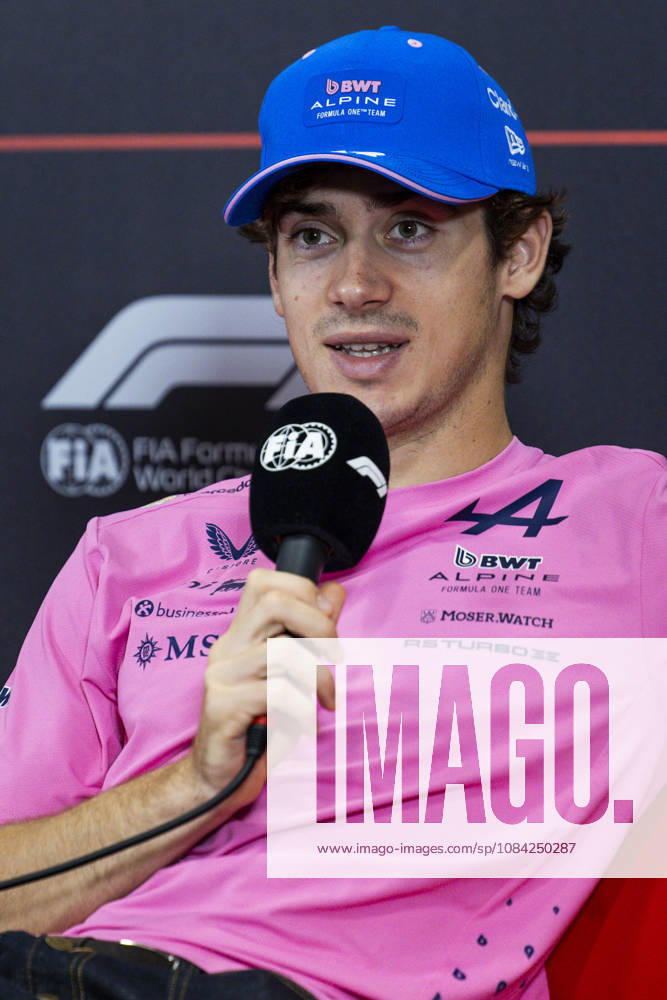 F1 - SINGAPORE GRAND PRIX 2026 COLAPINTO Franco (arg), Alpine F1 Team A526, portrait, pre-event press conference, PK, Pressekonferenz during the 2026 Formula 1 Singapore Grand Prix, 17th round of the 2026 Formula One World Championship, WM, Weltmeisterschaft from October 9 to 11, 2026 on the Marina Bay Street Circuit, in Singapore, Singapore - SingaporeSingapore