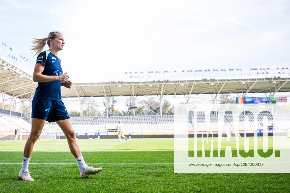 Ada Hegerberg of the Norwegian women’s national soccer team during a training session on October 8, 2026 in Bucharest. Photo by Marius Simensen. BILDBYRAN Cop 238 bbeng women FIFA Women s World Cup qualifier soccer football Norway practice training