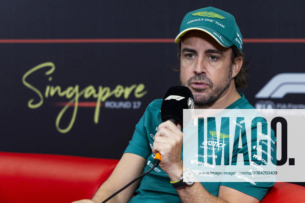 F1 - SINGAPORE GRAND PRIX 2026 ALONSO Fernando (spa), Aston Martin F1 Team Honda AMR26, portrait, pre-event press conference, PK, Pressekonferenz during the 2026 Formula 1 Singapore Grand Prix, 17th round of the 2026 Formula One World Championship, WM, Weltmeisterschaft from October 9 to 11, 2026 on the Marina Bay Street Circuit, in Singapore, Singapore - SingaporeSingapore