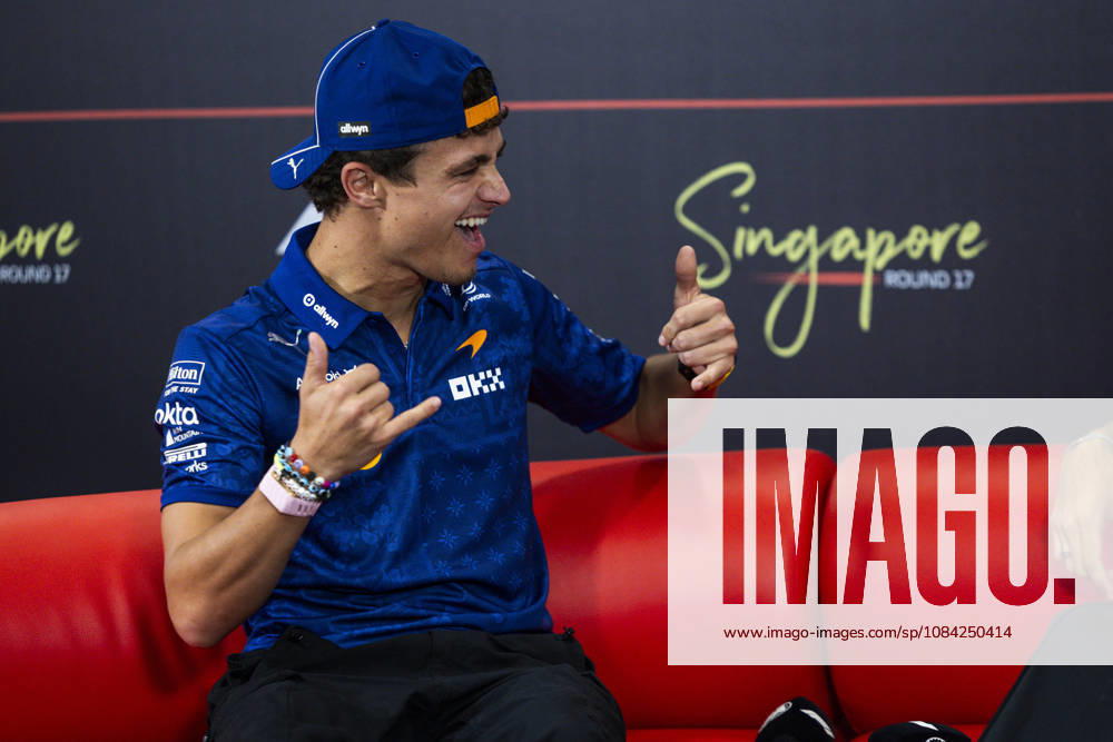 F1 - SINGAPORE GRAND PRIX 2026 NORRIS Lando (gbr), McLaren F1 Team MCL40, portrait, pre-event press conference, PK, Pressekonferenz during the 2026 Formula 1 Singapore Grand Prix, 17th round of the 2026 Formula One World Championship, WM, Weltmeisterschaft from October 9 to 11, 2026 on the Marina Bay Street Circuit, in Singapore, Singapore - SingaporeSingapore