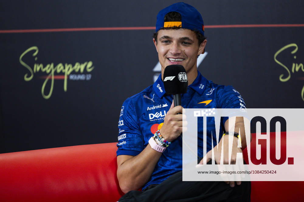 F1 - SINGAPORE GRAND PRIX 2026 NORRIS Lando (gbr), McLaren F1 Team MCL40, portrait, pre-event press conference, PK, Pressekonferenz during the 2026 Formula 1 Singapore Grand Prix, 17th round of the 2026 Formula One World Championship, WM, Weltmeisterschaft from October 9 to 11, 2026 on the Marina Bay Street Circuit, in Singapore, Singapore - SingaporeSingapore