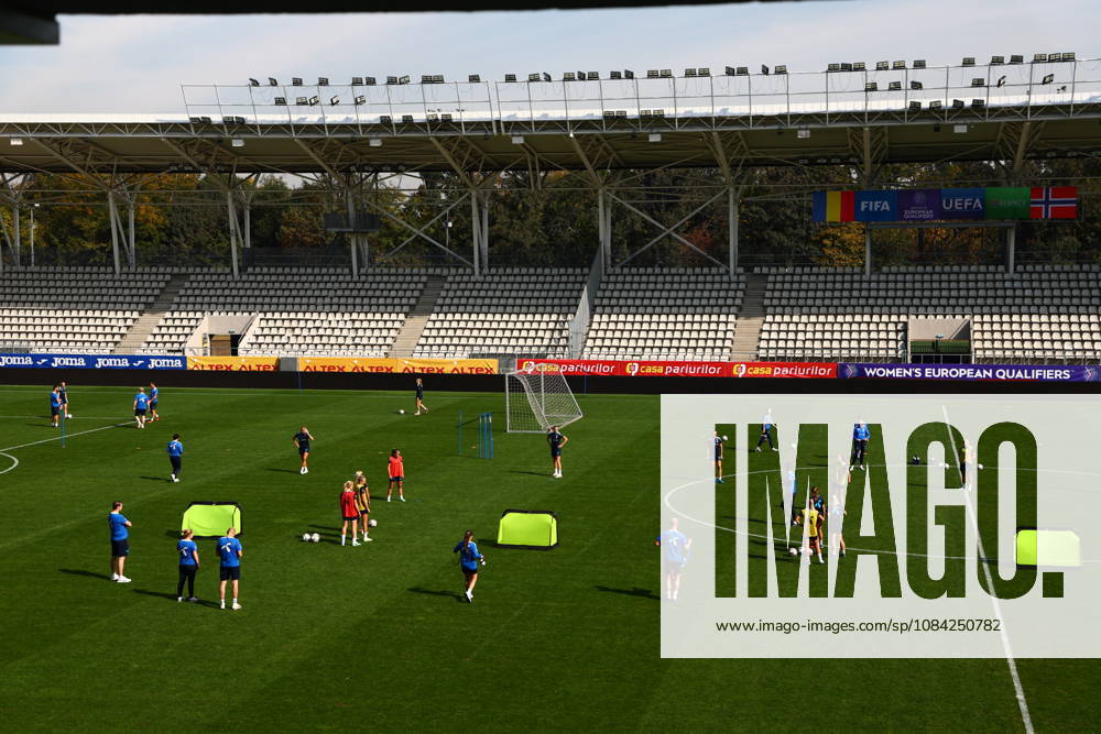 Women s National Soccer Team Prepares for World Cup Qualifier Bucharest, Romania, October 8, 2026 The national team trains at Stadionul Arcul de Triumf ahead of the World Cup qualifier against Romania. Photo: Nikola Krstic, NTB Romania, Bucharest. . RESTRICTED USE FOR BETTING COMPANIES.