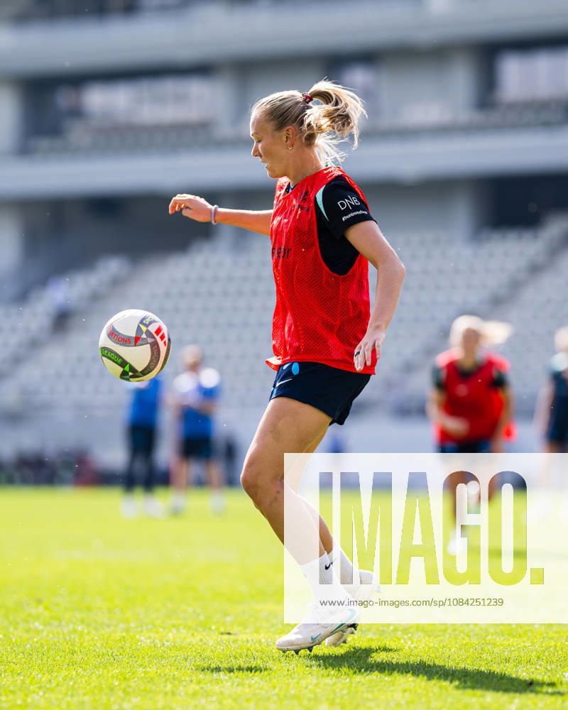 Frida Maanum of the Norwegian women’s national soccer team during a training session on October 8, 2026 in Bucharest. Photo by Marius Simensen, BILDBYRAN. Cop 238 bbeng women FIFA Women’s World Cup qualifier soccer football Norway practice training