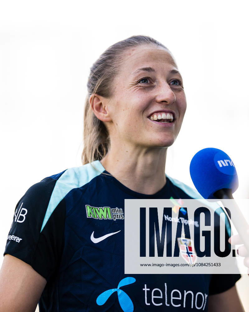 Goalkeeper Cecilie Haustaker Fiskerstrand of the Norwegian women’s national soccer team during a training session on October 8, 2026 in Bucharest. Photo by Marius Simensen, BILDBYRAN. Cop 238 bbeng women FIFA Women’s World Cup qualifier soccer football Norway practice training