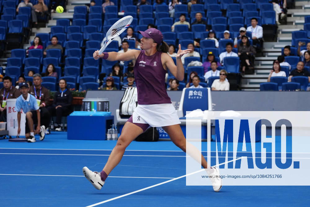2026 China Open Women s Singles Round of 16 match in Beijing, China - 7 Oct 2026 Iga Swiatek of Poland plays against Iva Jovic of the United States (Not in view) during Women s Singles Round of 16 match on day eight of China Open at the National Tennis Center. Beijing China