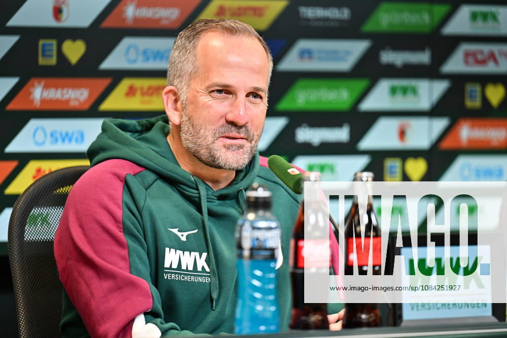 FC Augsburg Press Conference