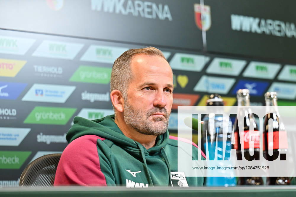 FC Augsburg Press Conference