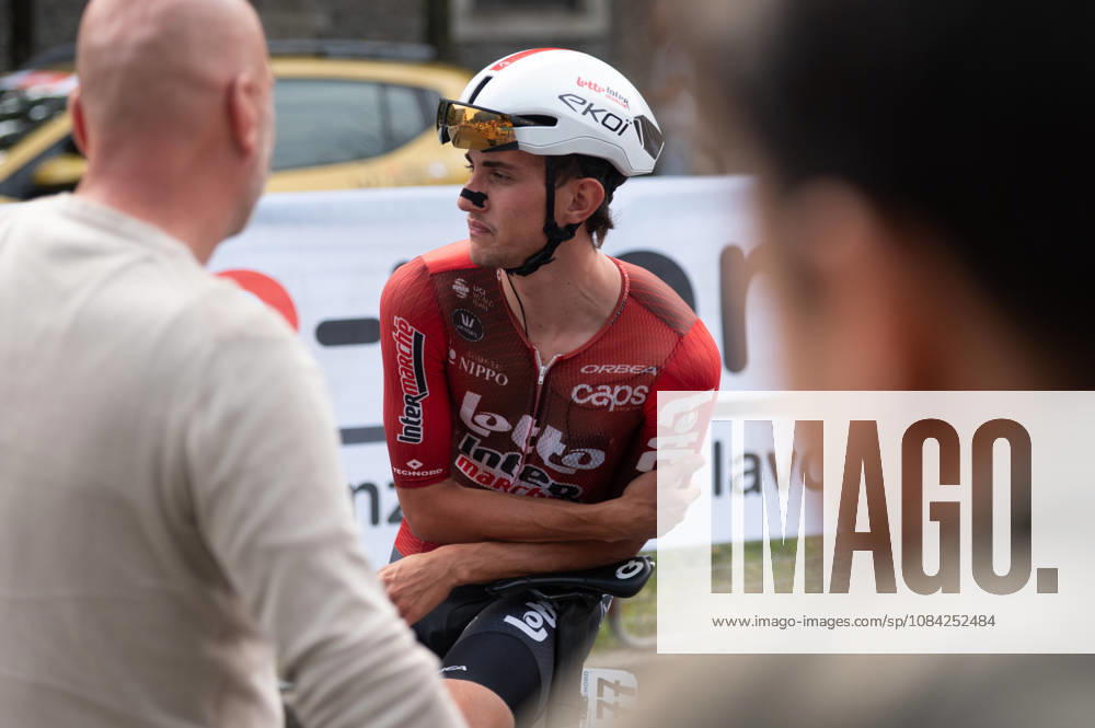 IPA89428567 - Simone Gualdi, LOTTO INTERMARCHE, at the start of the 2026 Tre Valli Varesine in Busto Arsizio, Italy, on October 6, 2026