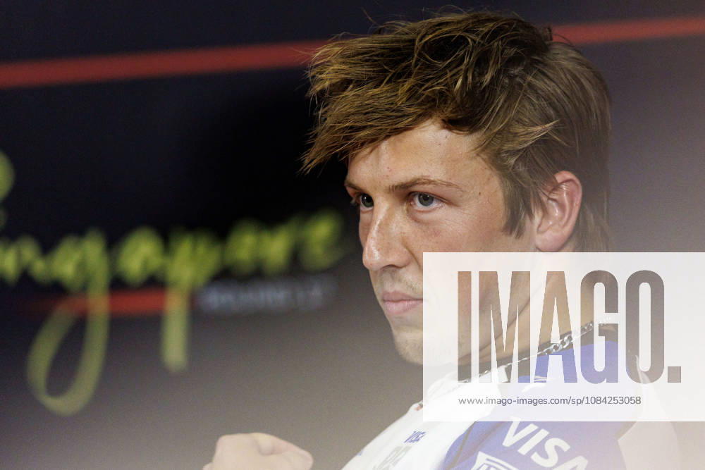 8th October 2026; Marina Bay, Singapore; Formula 1, Singapore Grand Prix, Arrival Day; Liam Lawson (30) of New Zealand and Visa Cash App Racing Bulls Formula One Team during the press conference, PK, Pressekonferenz at the Singapore Grand Prix StephenxBlackberry