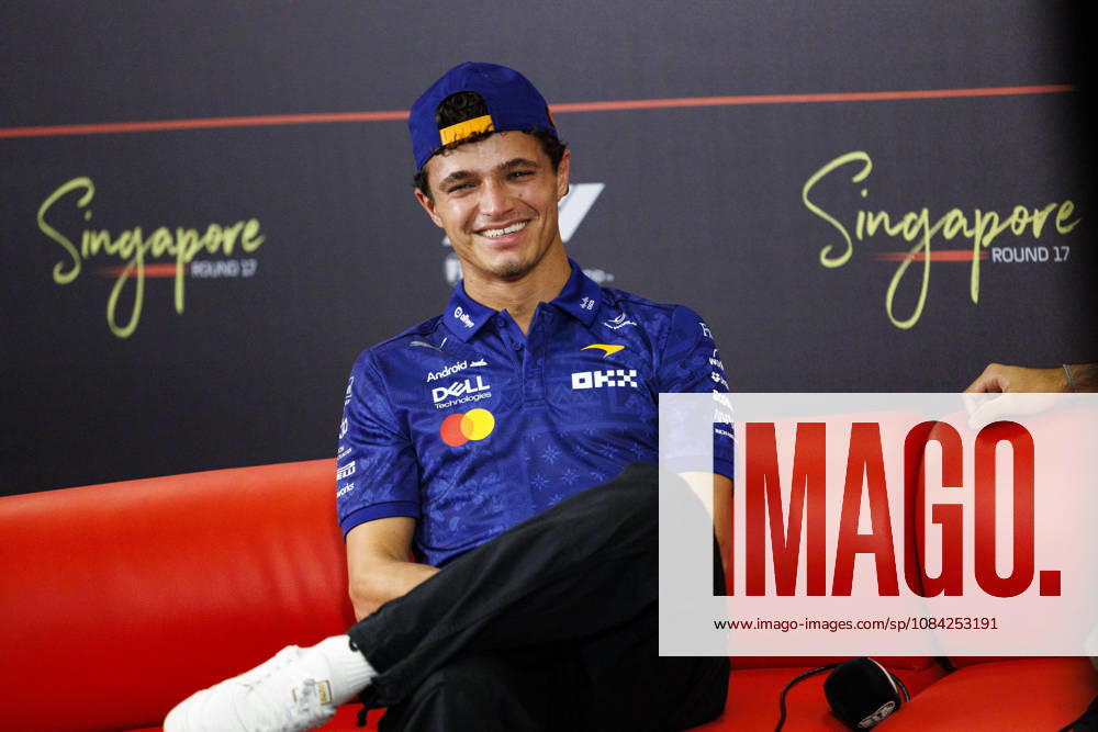 8th October 2026; Marina Bay, Singapore; Formula 1, Singapore Grand Prix, Arrival Day; Lando Norris (1) of Great Britain and McLaren Mastercard F1 Team during the press conference, PK, Pressekonferenz at the Singapore Grand Prix StephenxBlackberry