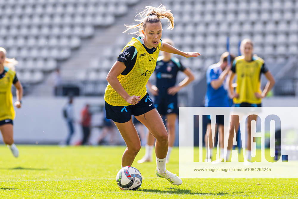Synne Jensen of the Norwegian women’s national soccer team during a training session on October 8, 2026 in Bucharest. Photo by Marius Simensen. BILDBYRAN Cop 238 bbeng women FIFA Women s World Cup qualifier soccer football Norway practice training