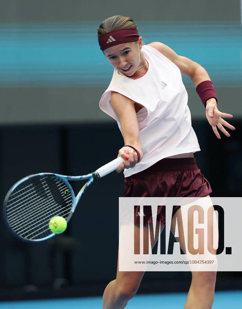 (261008) -- BEIJING, Oct. 8, 2026 -- Nikola Bartunkova of the Czech Republic hits a return during the women s singles quarterfinal match between Karolina Muchova of the Czech Republic and Nikola Bartunkova of the Czech Republic at 2026 China Open tennis tournament in Beijing, China, Oct. 8, 2026. ) (SP)CHINA-BEIJING-TENNIS-CHINA OPEN-WOMEN S SINGLES (CN) ZhangxChenlin
