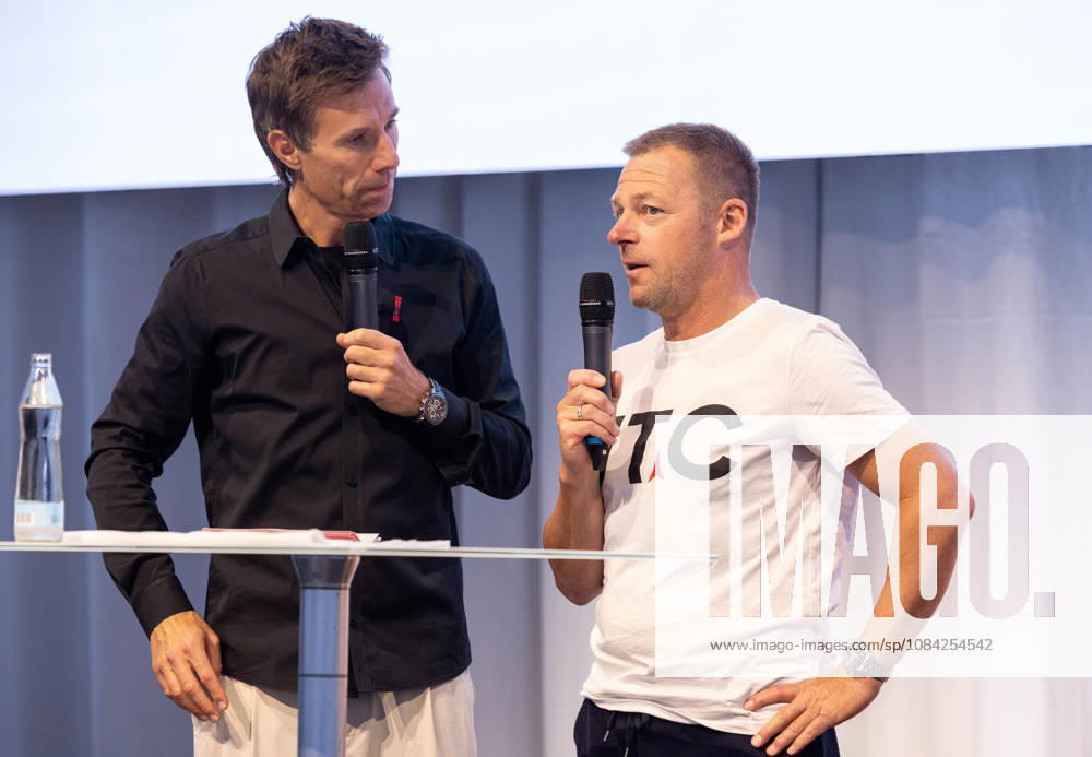 ALPINE SKIING - Atomic Media Day 2026 ALTENMARKT,AUSTRIA,08.OCT.26 - ALPINE SKIING - Atomic Media Day. Image shows presenter Christian Brugger and Juergen Graller (Atomic). GEPAxpictures xHaraldxSteiner