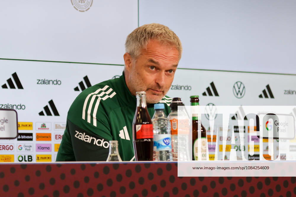 DFB Soccer Media Events, German Women s National Team Press Conference and Final Training Session, by Christian Wück, German Women s National Team, Karlsruhe