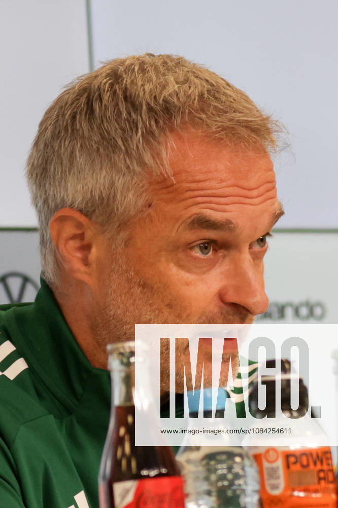 DFB Soccer Media Events, German Women s National Team Press Conference and Final Training Session, by Christian Wück, German Women s National Team, Karlsruhe