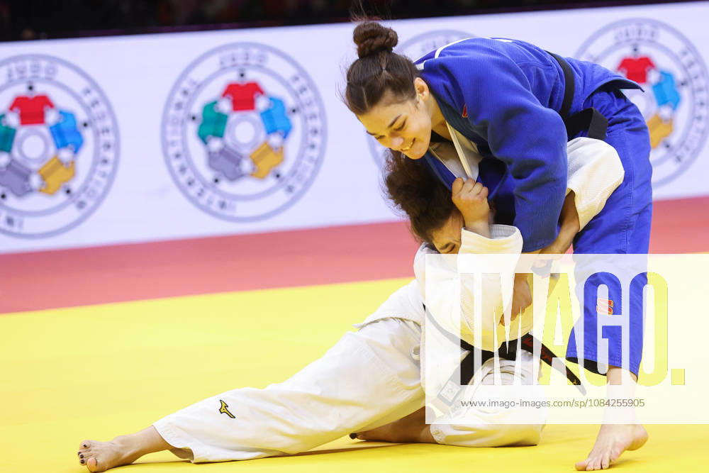 AZERBAIJAN, BAKU - OCTOBER 8, 2026: Madina Taimazova (bottom) of Russia and Aleksandra Andric of Serbia compete in their -70 kg bout as part of the 2026 World Judo Championships at the National Gymnastics Arena. Mikhail Sinitsyn TASS 98954973