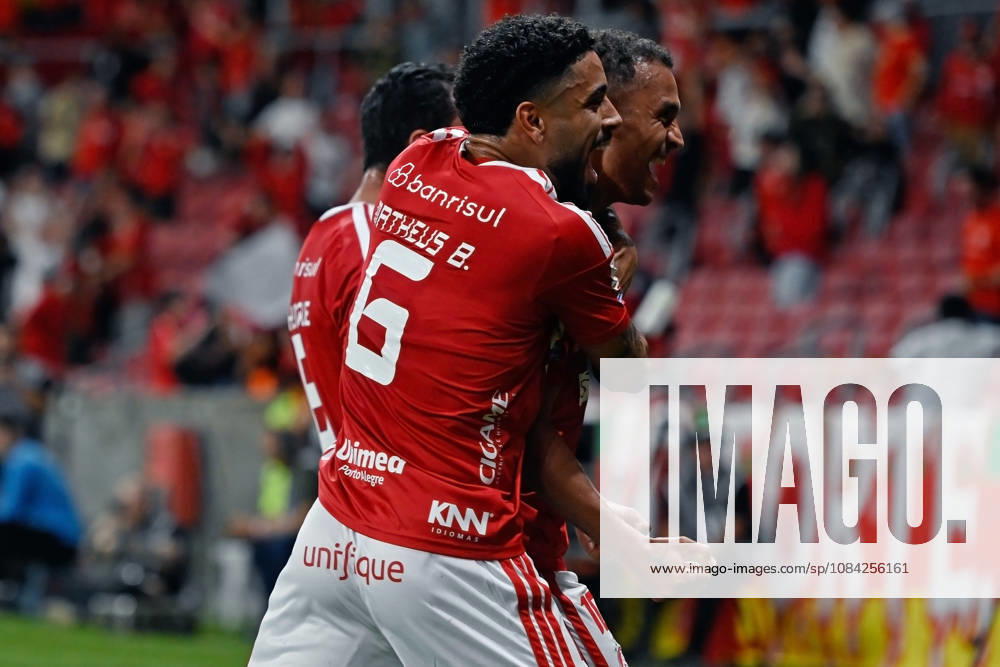 7th October 2026; Beira-Rio Stadium, Porto Alegre, Brazil; Brazilian Serie A Football, Internacional versus Corinthians; Alan Patrick of Internacional celebrates his goal with Matheus Bahia in the 77th minute to go up 2-0 MaxxPeixoto DiaEsportivo