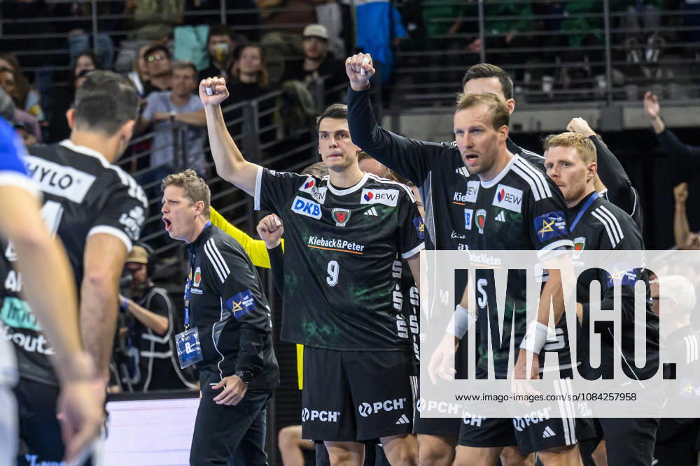 In the photo, from left: goal, score, celebration, goal celebration, joy, excitement, celebrating, on the Füchse bench, GER, Berlin, handball, Füchse Berlin vs. FC Porto, EHF Champions League, Matchday 3 of Group A, at the Max Schmeling Halle, Am Falkplatz 1, October 8, 2026,