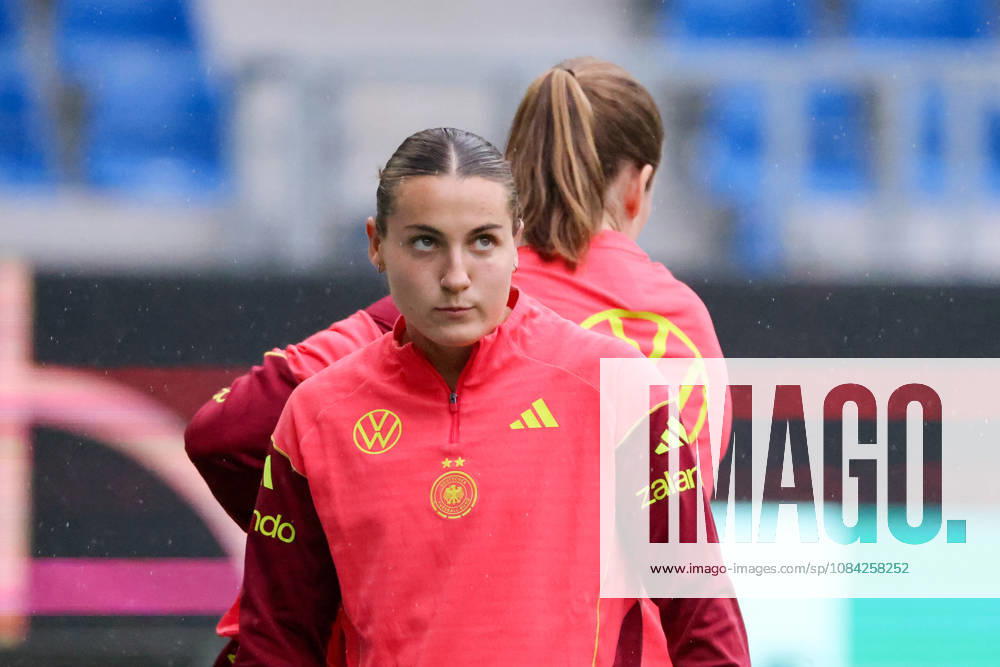 German Women s National Soccer Team Final Training Session Friendly Match: Germany vs. Australia Pictured: Carlotta Wamser, Germany