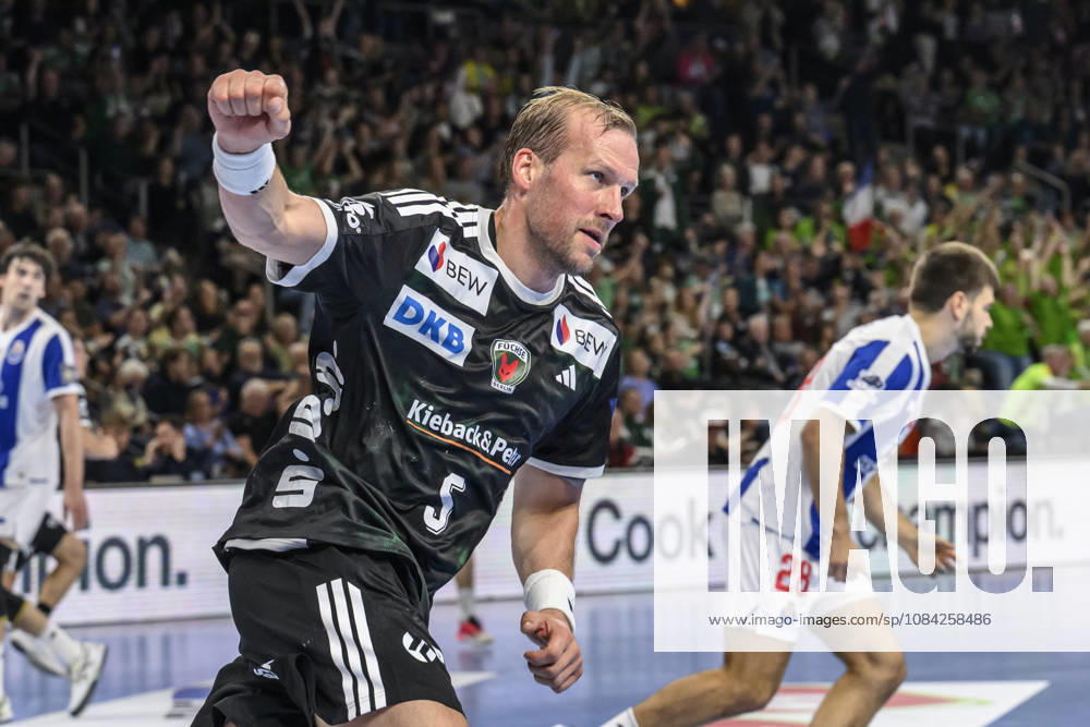 In the photo, from left: Max Darj, Füchse Berlin, 05, goal, score, celebration, goal celebration, joy, excitement, celebrating, GER, Berlin, handball, Füchse Berlin vs. FC Porto, EHF Champions League, Matchday 3 of Group A, at the Max Schmeling Halle, Am Falkplatz 1, October 8, 2026,