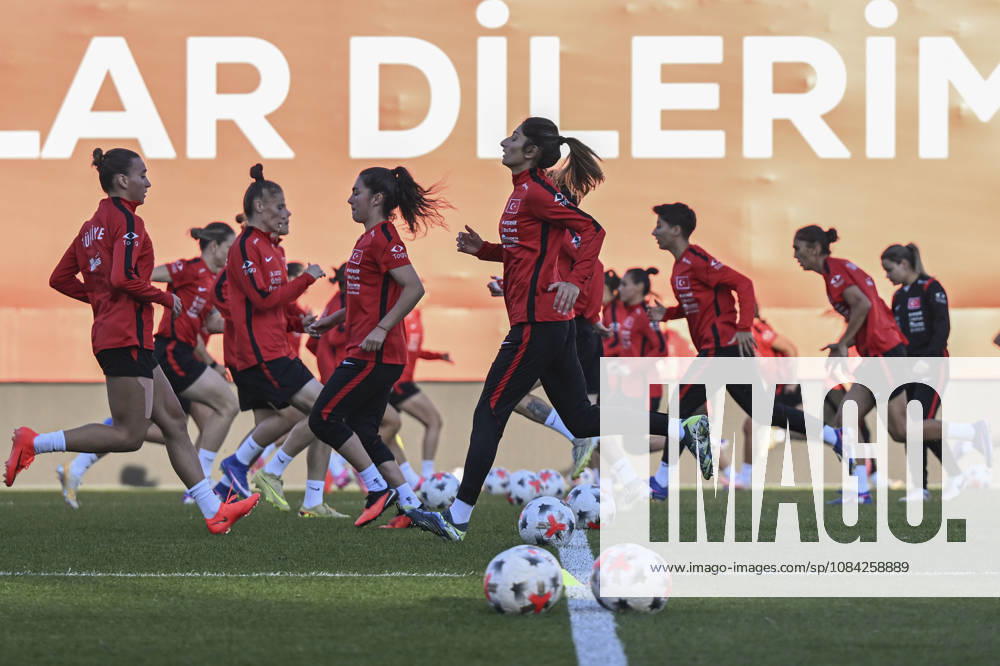 Turkiye Women s National Football Team complete preparations for Slovenia match ISTANBUL, TURKIYE - OCTOBER 08 : Players of the Turkish Women s National Football Team attend a training session ahead of the 2027 FIFA Women s World Cup European Qualifiers play-off first leg match against Slovenia, at Pendik Stadium in Istanbul, Turkiye on October 08, 2026. Fatma Nur Arslan Anadolu Istanbul Turkey. Editorial use only. Please get in touch for any other usage.