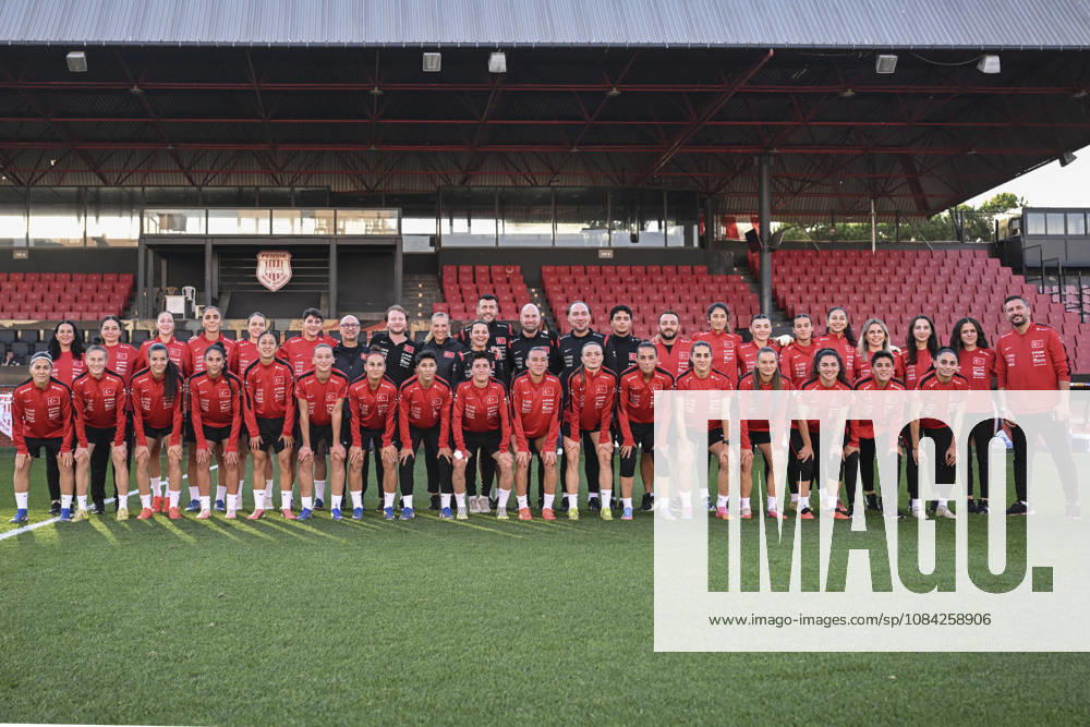 Turkiye Women s National Football Team complete preparations for Slovenia match ISTANBUL, TURKIYE - OCTOBER 08 : Players of the Turkish Women s National Football Team attend a training session ahead of the 2027 FIFA Women s World Cup European Qualifiers play-off first leg match against Slovenia, at Pendik Stadium in Istanbul, Turkiye on October 08, 2026. Fatma Nur Arslan Anadolu Istanbul Turkey. Editorial use only. Please get in touch for any other usage.