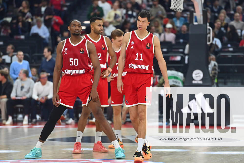 From left: Austin WILEY (FCB), Johannes THIEMANN (FCB), VLADIMIR LUCIC (FCB), disappointment, frustration, disappointed, frustrated, dejected, EuroLeague Basketball, 2026–2027 season, FC Bayern Munich vs. Virtus Bologna on October 8, 2026, S A P G A R D E N